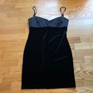 Laundry  by Shelli Segal velvet/ satin mini dress. Size 12